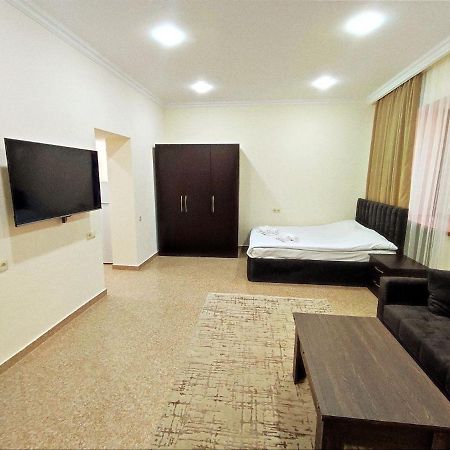 Aygestan Apartments Єреван Екстер'єр фото
