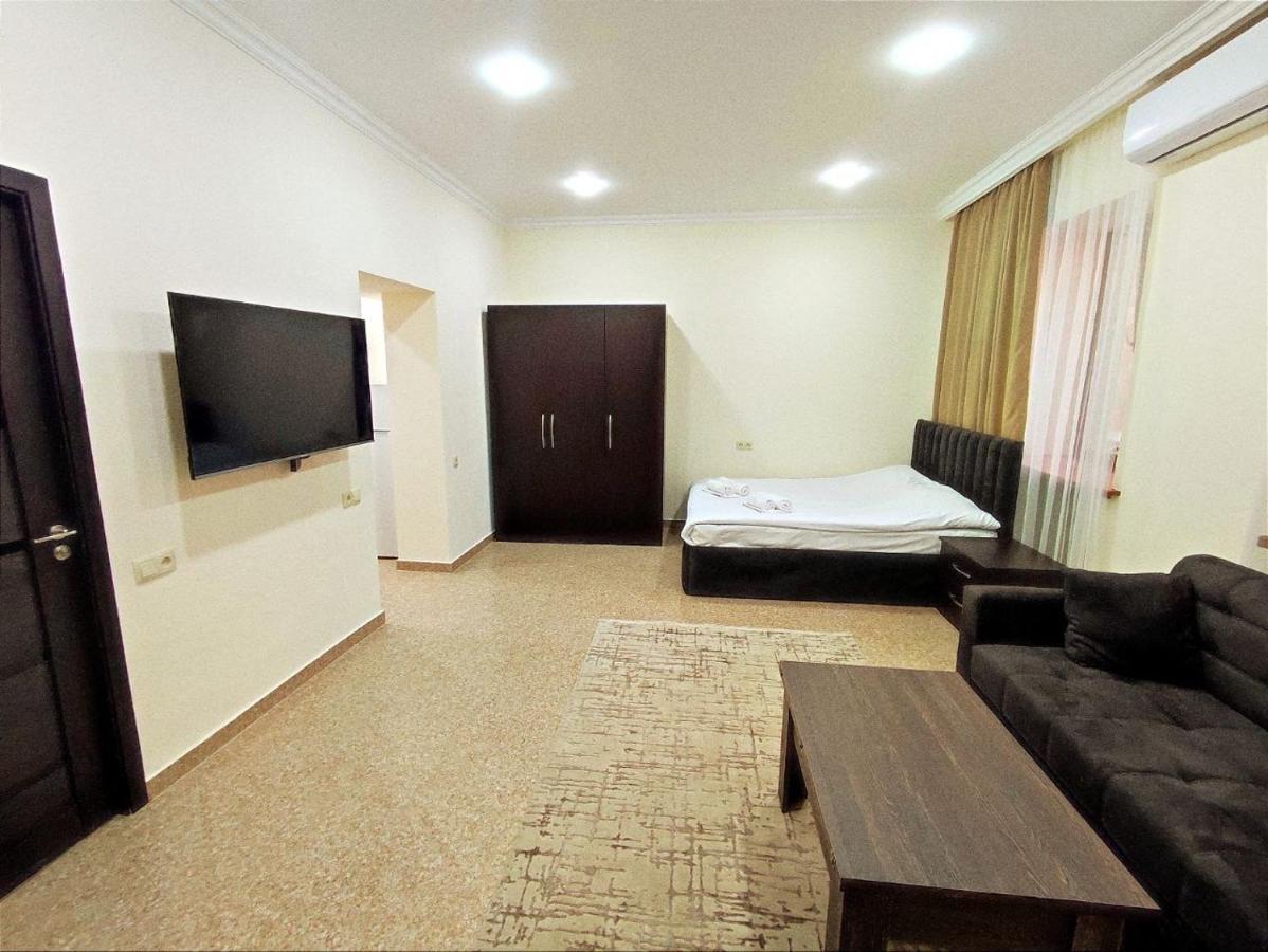 Aygestan Apartments Єреван Екстер'єр фото