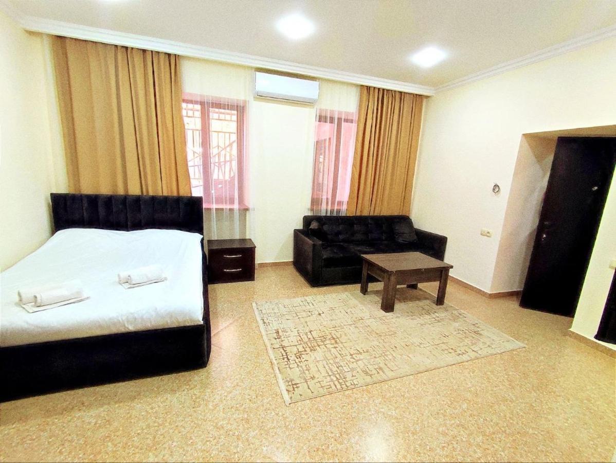 Aygestan Apartments Єреван Екстер'єр фото