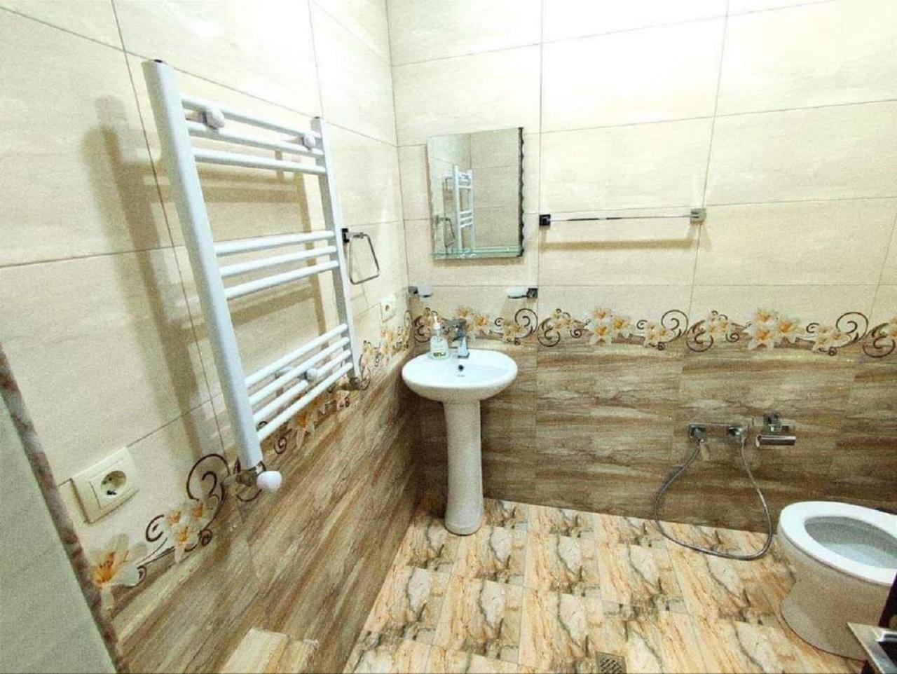 Aygestan Apartments Єреван Екстер'єр фото