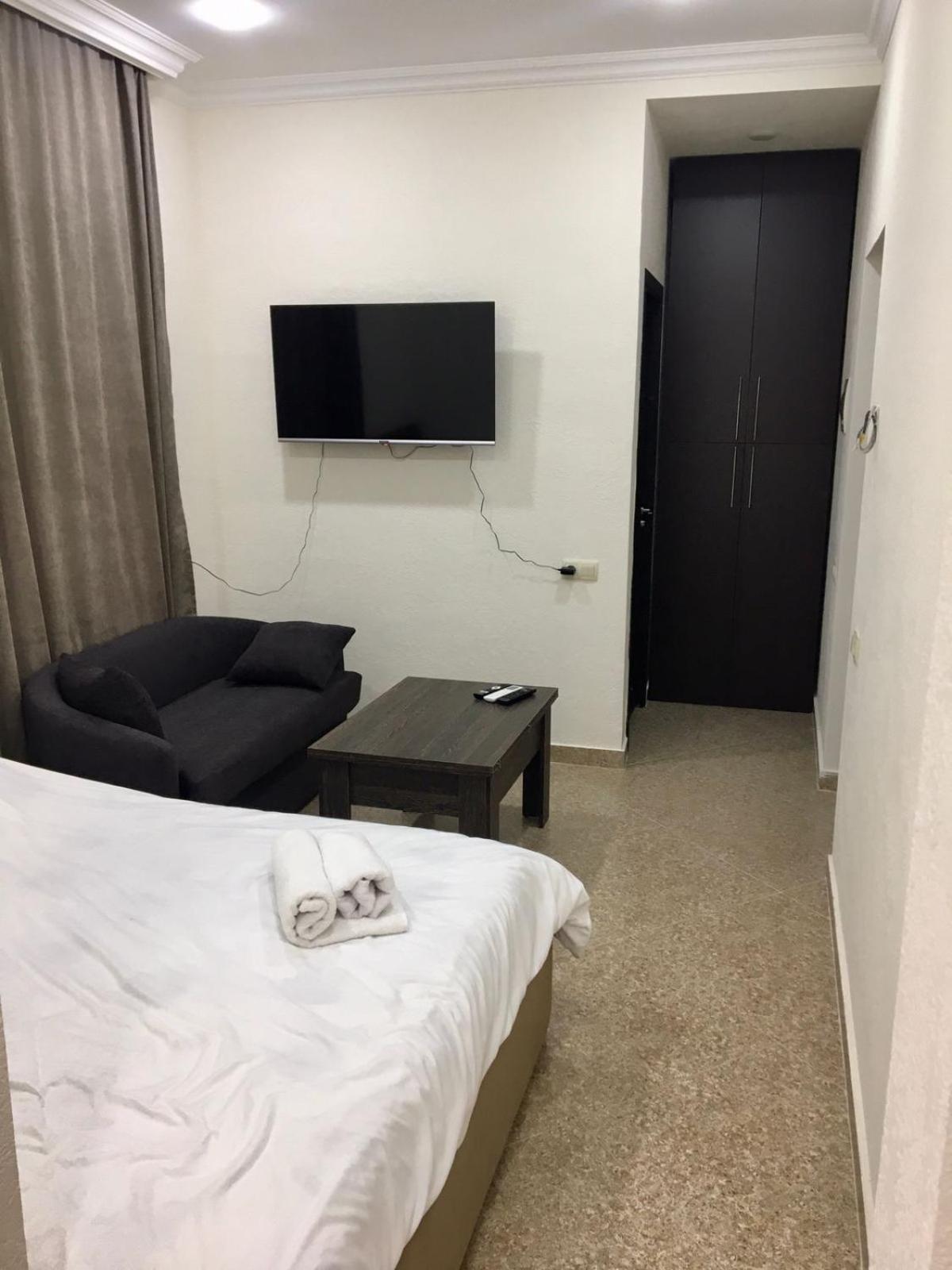 Aygestan Apartments Єреван Екстер'єр фото